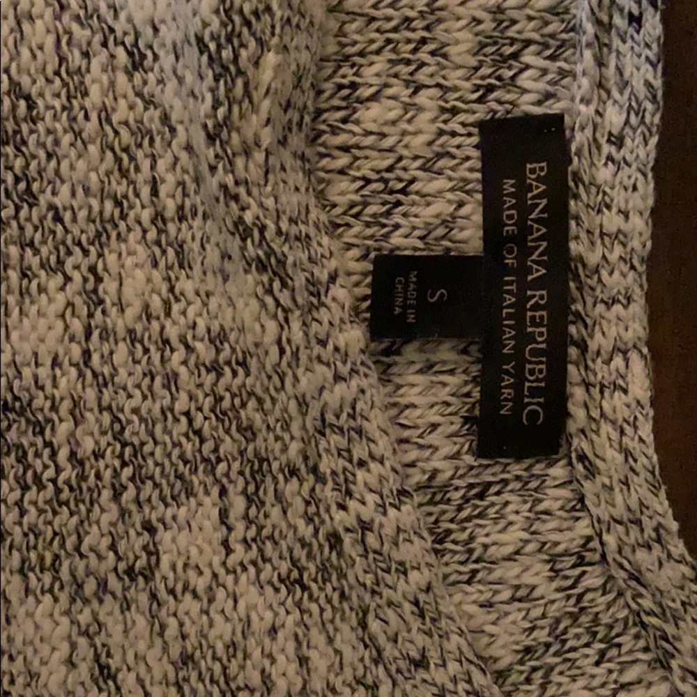 Italian yarn banana republic sweater